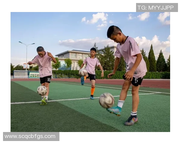 金波子足球的魅力与发展历程探讨及其对青少年体育的影响分析